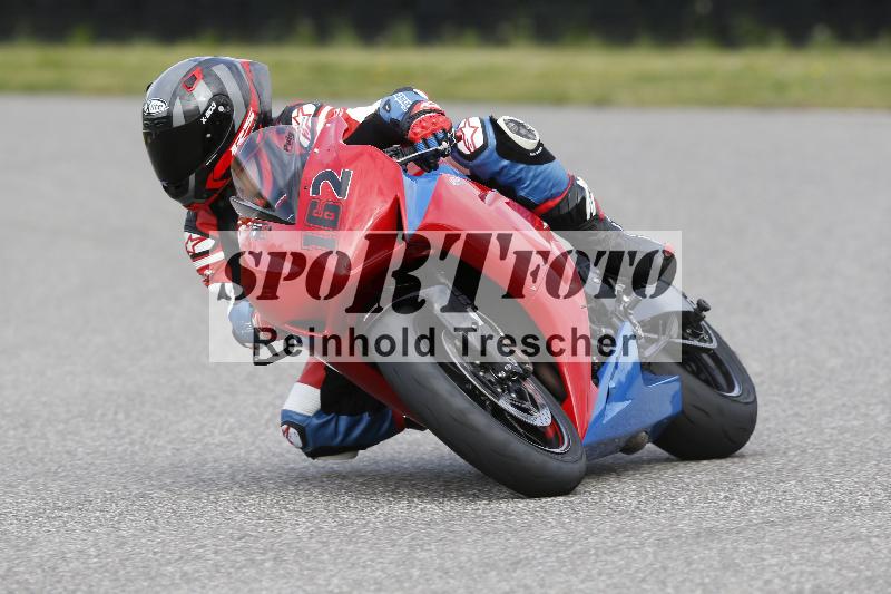 /Archiv-2025/08 20.04.2025 Speer Racing ADR/Gruppe rot/162